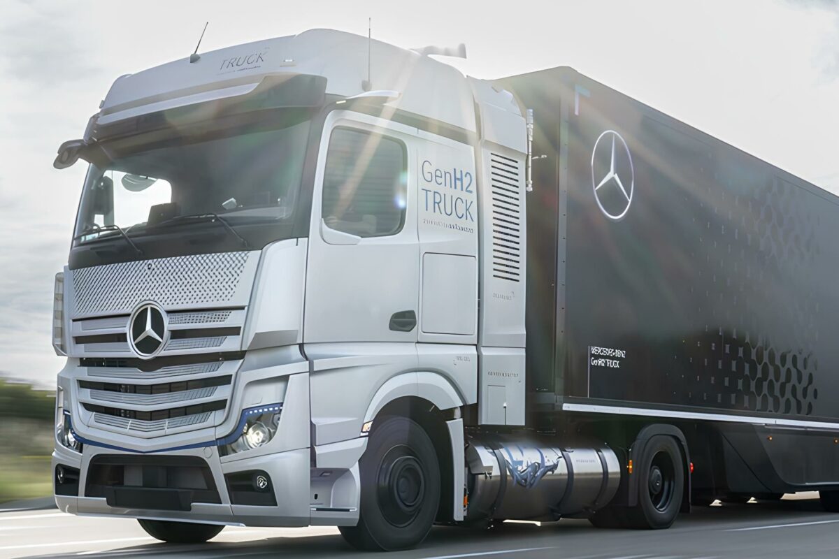 Daimler Mercedes Benz fuel cell truck