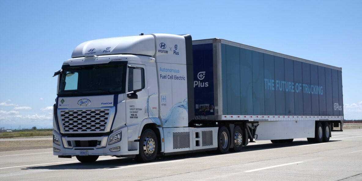 Autonomous fuel cell trucking