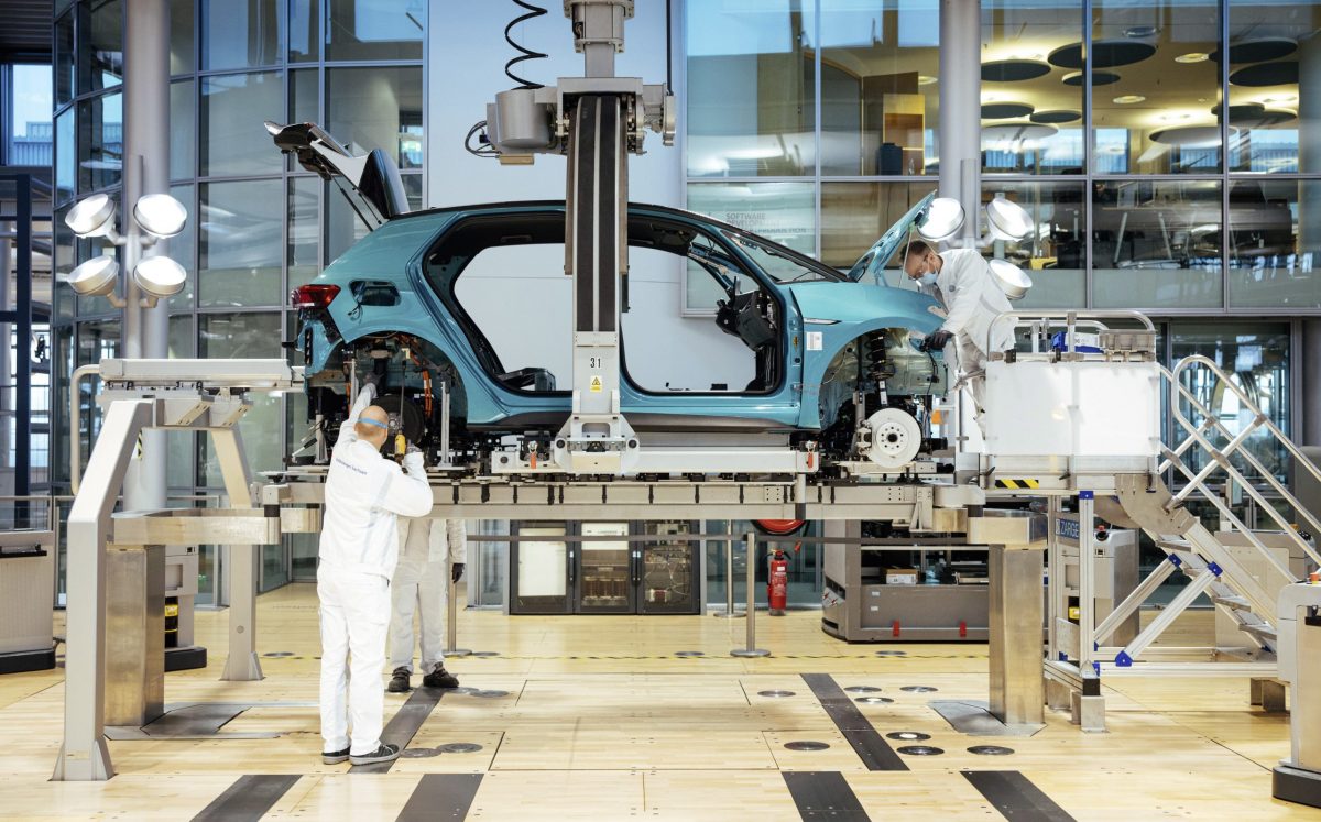 Transparent Factory in Dresden began series production of the ID.3